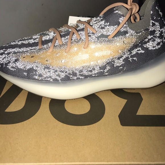 Brand new Yeezy 380 Mist Reflective DSWT Size 12 - Picture 2 of 5